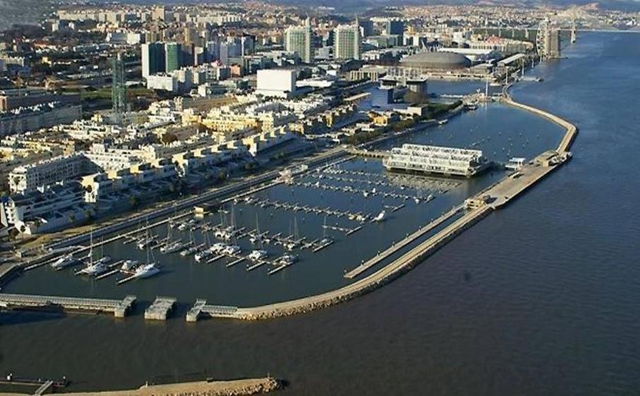 Parque Das Nacoes, Near Airport, Metro Station Lisbon Bagian luar foto